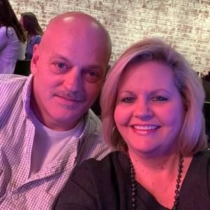 Meet your Posher, Melissa